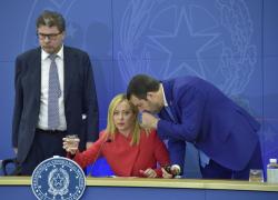 Nomine, Matteo Salvini a Giorgia Meloni: "Scegli o la Rai o la Guardia di Finanza" - ESCLUSIVA 

