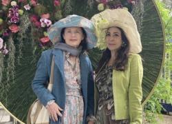 “Omaggio a Firenze”. Luisa Beccaria presenta la sua collezione per Corri La Vita nel giardino Frescobaldi 
