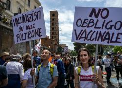 Obbligo vaccinale, tribunale di Torino condanna Asl a risarcire una dirigente non vaccinata contro il Covid - LA SENTENZA
