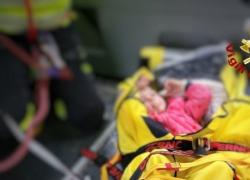 Castrocaro Terme, due neonate salvate dai vigili del fuoco insieme ai genitori: "Al sicuro e sorridenti"