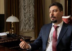 Corruzione in Ucraina, arrestato il presidente della Corte Suprema Kniaziev. Tangente di 3 milioni dall'oligarca Zhevago