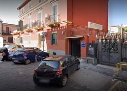 Napoli, la psichiatra Daniela Sorrentino minacciata con pistola da paziente: “La devo uccidere”