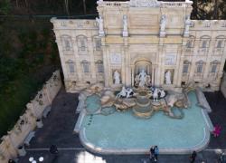 Il Brasile ha clonato la Fontana di Trevi, è una replica fatta bene ma scoppiano le polemiche