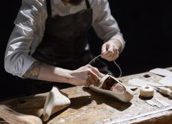 Pitti Uomo, l’iconico brand Doucals nel 50° dalla sua fondazione presenta il mocassino “Mario”