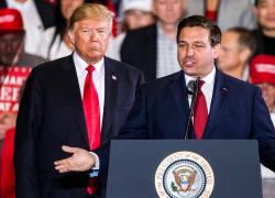 La Corte Suprema della Florida ha approvato la richiesta del Governatore Ron DeSantis di condurre un'indagine sui vaccini contro il COVID-19