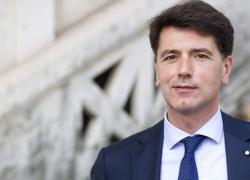 Davide Serra, l'ad di Algebris condannato in Uk a risarcire un’ex manager con 37mila euro per un commento sul seno
