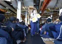 Geo Barents, la nave con 605 migranti in viaggio verso Bari, la Sea Eye diretta a Ortona chiede un porto più vicino
