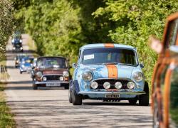 Toscana, nel Chianti 1.600 Mini per il raduno più spettacolare di sempre