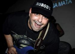 Malore improvviso per Maurizio Naso, morto di infarto a 49 anni l’esperto informatico e chitarrista di Macerata