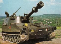Obici semoventi M109L inviati dall'Italia all'Ucraina: il transito in Slovenia - VIDEO