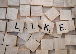 Quella necessaria presenza: il suo like sotto il mio articolo