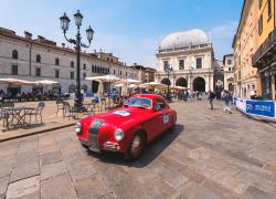 Mille Miglia, quest'anno un giorno in più e per la prima volta un passaggio in Piemonte