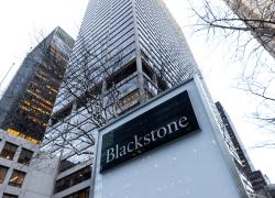 Blackstone, investimenti in Italia per 15 miliardi USD. Il Bel Paese più affidabile di Francia, Germania e Regno Unito
