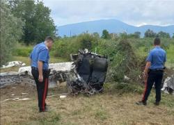 Caserta, aereo ultraleggero Piper si schianta nel comune di Cellole. Morti il 21enne Enrico Amatore ed il padre Luigi