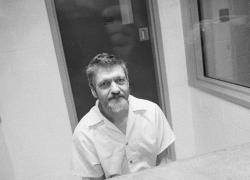 Unabomber, morto in carcere Theodore Kaczynski, l'uomo che terrorizzò gli Usa: piazzò 16 bombe tra 1978 e il 1995