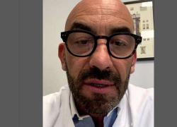 Bassetti: “Silvana De Mari finalmente radiata dall’Ordine dei medici". Il web: "Proprio lui parla di ciarlatani?" - VIDEO