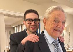 George Soros cede impero miliardario al figlio 37enne Alexander, 'ex' amante delle modelle e della bella vita