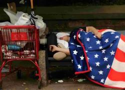 Usa, senzatetto in aumento del 9% su base annua. Americani in strada dopo la mancata proroga del divieto di sfratto di Biden