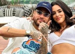 Neymar, può tradire la fidanzata ma senza bacio
