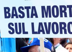 I morti sul lavoro crescono e le sinistre tacciono: meglio occuparsi di arcobaleni