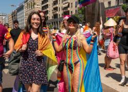 Pride, anche il gruppo turboliberista McKinsey tra i finanziatori: le proteste dei lavoratori non godono mai di simili sponsor