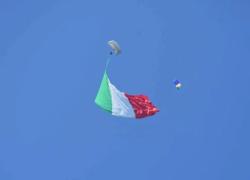 Asti, Roberto Doro morto per malore improvviso a 62 anni: stava sfilando per il 29° Raduno nazionale dei Paracadutisti