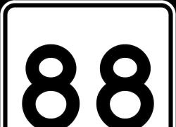 Numero 88 vietato nelle maglie da calcio per via di correlazione al nazismo: il numericamente corretto