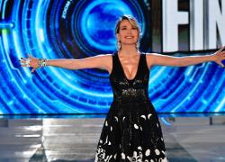 Barbara D’Urso contro Mediaset: “Lasciata a casa senza preavviso, io non ho concordato niente. Continuano a dirmi trash, ma non ho mai avuto richiami dal Cdr”
