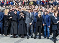 Testamento di Berlusconi aperto, 100 milioni ai figli ed a Marta Fascina, Fininvest a Marina e Pier Silvio