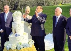 Testamento di Berlusconi, gli amici dimenticati dal Cavaliere: Letta e Confalonieri in silenzio stampa ma a Dell’Utri 30 mln