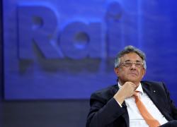 Nuovi palinsesti Rai, arriva Facci, tornano Barbareschi e Insegno. De Girolamo in prima serata con un talk: nei programmi anche Saviano, manca Fiorello