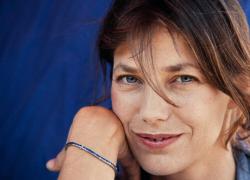 Addio a Jane Birkin, trovata morta in casa all'età di 76 anni l’attrice e cantante britannica: aveva annullato dei concerti per motivi di salute