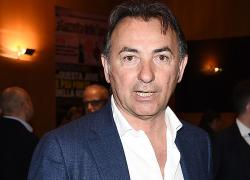 Catanzaro, Massimo Mauro colpito da malore improvviso durante partita di padel: l'ex calciatore 61enne ricoverato d'urgenza