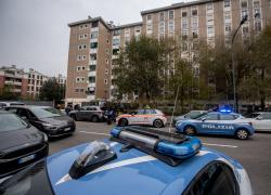 Milano, violenza sessuale in via Imbonati su ragazza palpeggiata da gruppo di 3 egiziani, due arresti di cui un 17enne