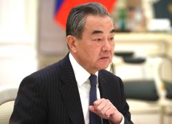  Cina, Wang Yi nuovo Ministro degli Esteri: mistero sulla sorte del predecessore Qin Gang, scomparso da un mese