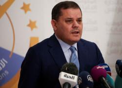Libia, voli commerciali con l'Italia ripresi dopo 10 anni: il premier Dbeibeh sul primo volo Tripoli-Roma