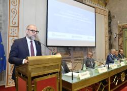 Fake news. Roberto Marti, Presidente Commissione Cultura Senato: “Formazione e qualità fondamentali per corretta informazione”