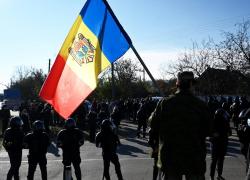 Moldova, espulsione di 45 dipendenti dell’ambasciata russa per “ridurre il personale”. Mosca: “Decisione russofoba, risponderemo”