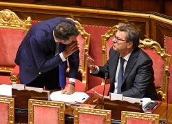 Canone Rai legato alla bolletta del cellulare? Giorgetti: "Varie ipotesi in studio"
