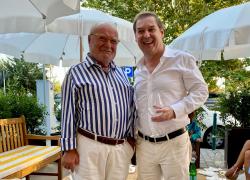 Forte dei Marmi inaugura l’aperitivo da Peck con le specialità enogastronomiche e oltre 500 etichette 