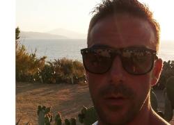 Mantova, Matteo Tibaldi morto per malore improvviso in balcone a 44 anni mentre era in vacanza con la famiglia