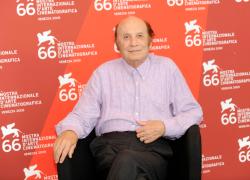 Addio a Francesco Alberoni, morto a 93 anni il sociologo e scrittore di “innamoramento e amore”