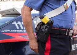 Bolzano, taser usato dai carabinieri per fermare aggressione, uomo morto dopo infarto causato da malore improvviso