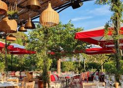 Saint-Tropez, "mancia da 500 euro al ristorante troppo bassa", cameriere insegue cliente italiano e ne chiede 1000 