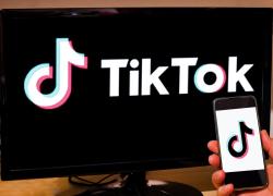 USA, Trump estende di 75 giorni scadenza per accordo su TikTok: "Stiamo lavorando duramente per salvarla, fatti enormi progressi"