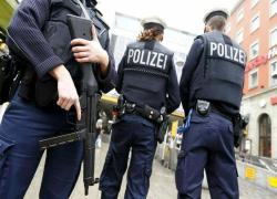 Berlino, turista spagnolo accoltellato al memoriale della Shoah, arrestato l'aggressore, un 19enne siriano; Musk: "Solo AfD può salvare la Germania"