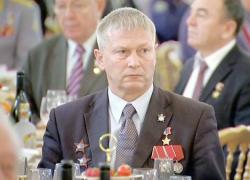 Chi è Andrey Troshev, il possibile erede di Prigozhin alla Wagner: 61 anni,  nome di battaglia “Capelli grigi”, ha già la benedizione di Putin