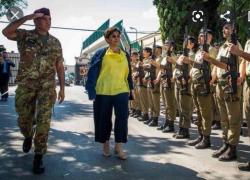 Vannacci, ex ministra Trenta a Crosetto: “Non andava rimosso. Lui punito per la denuncia sull’uranio impoverito”