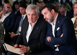 Tajani si blinda dai colpi di mano interni (e dalla famiglia Berlusconi) - ESCLUSIVO