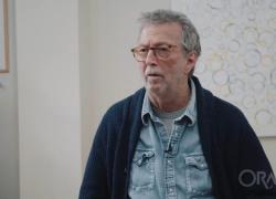 Vaccino Covid, Eric Clapton su effetti avversi e isolamento: "Ho avuto febbre e soffro di neuropatia periferica" - VIDEO